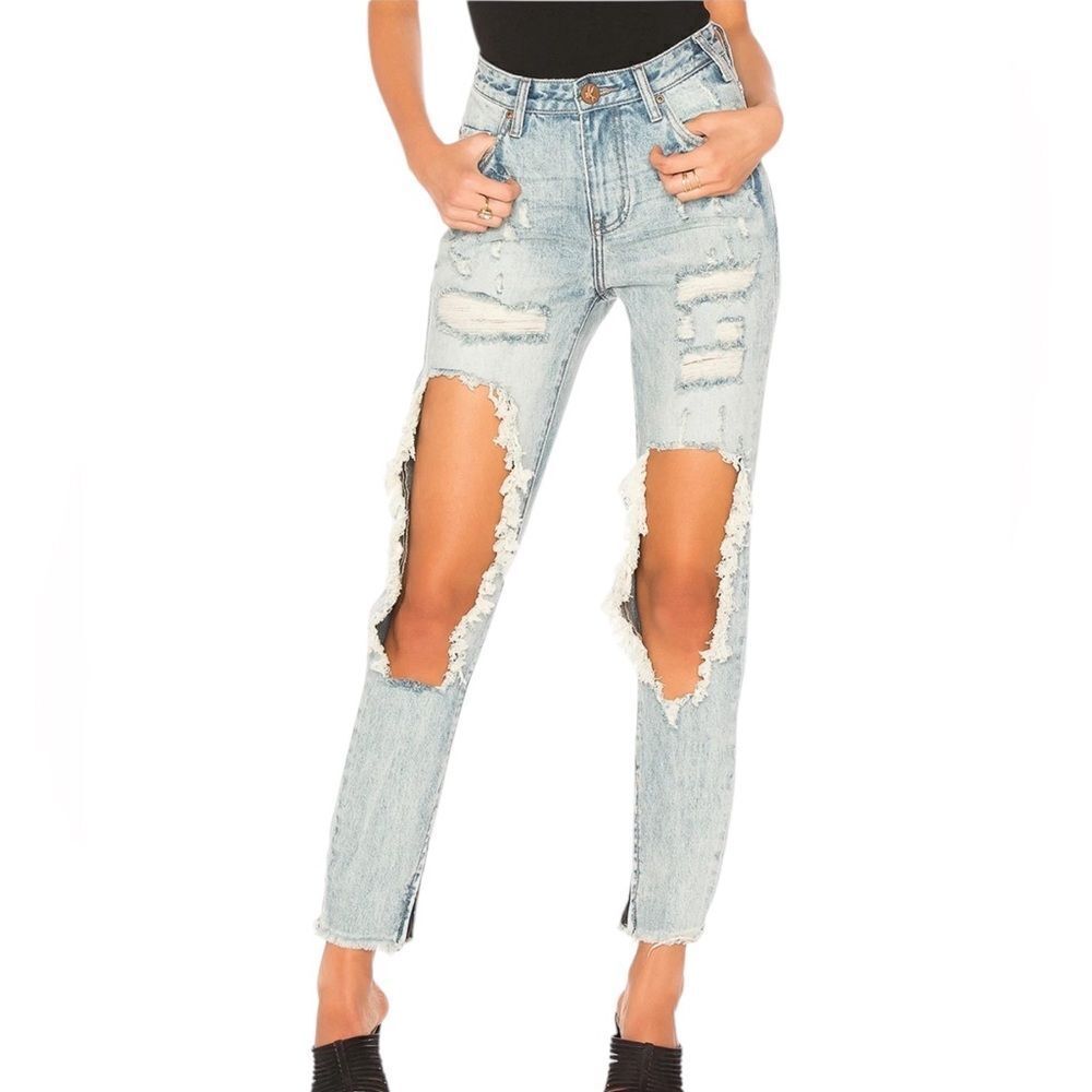 One Teaspoon Distressed Ankle Length Blue Jeans(Size 26)